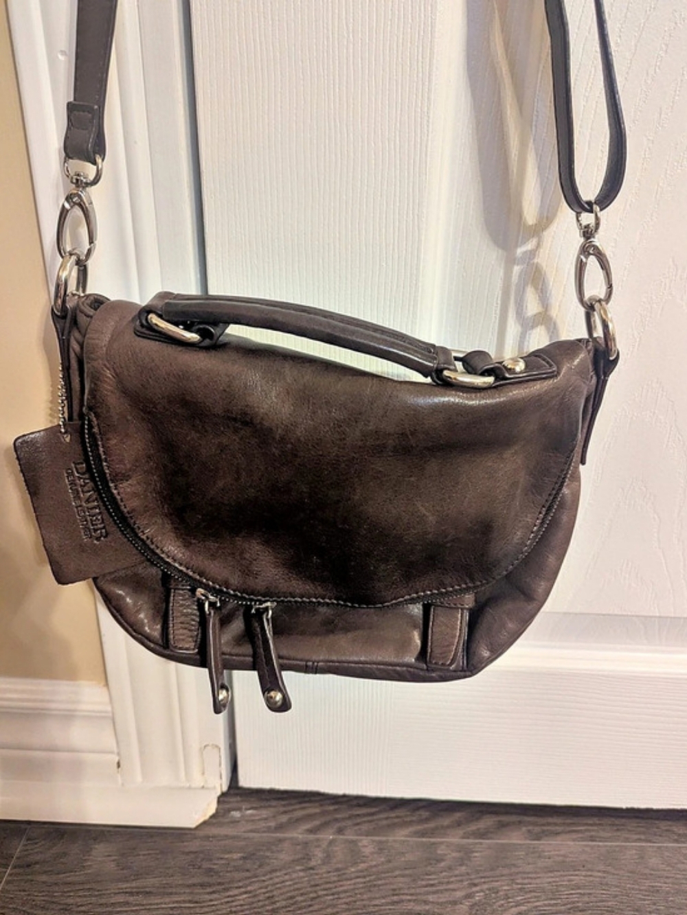 DANIER Chocolate Brown Leather-Style Crossbody Bag - Picture 2 of 11